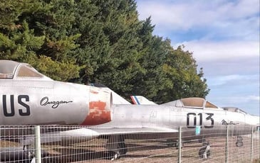 Visite commentée du musée des avions de chasse et de l'aérospatiale