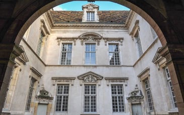 Visite libre de l'hôtel de Vogüé à Dijon