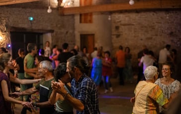 Bal au château !