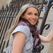 Renata Chante Dijon